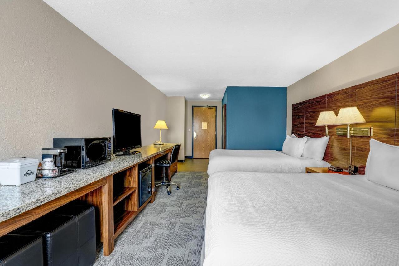 Days Inn By Wyndham Red Deer Kültér fotó