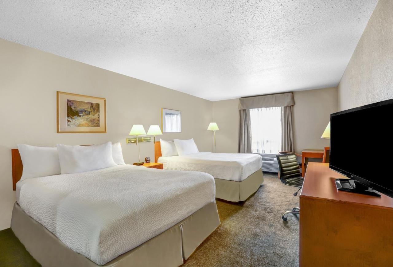 Days Inn By Wyndham Red Deer Kültér fotó