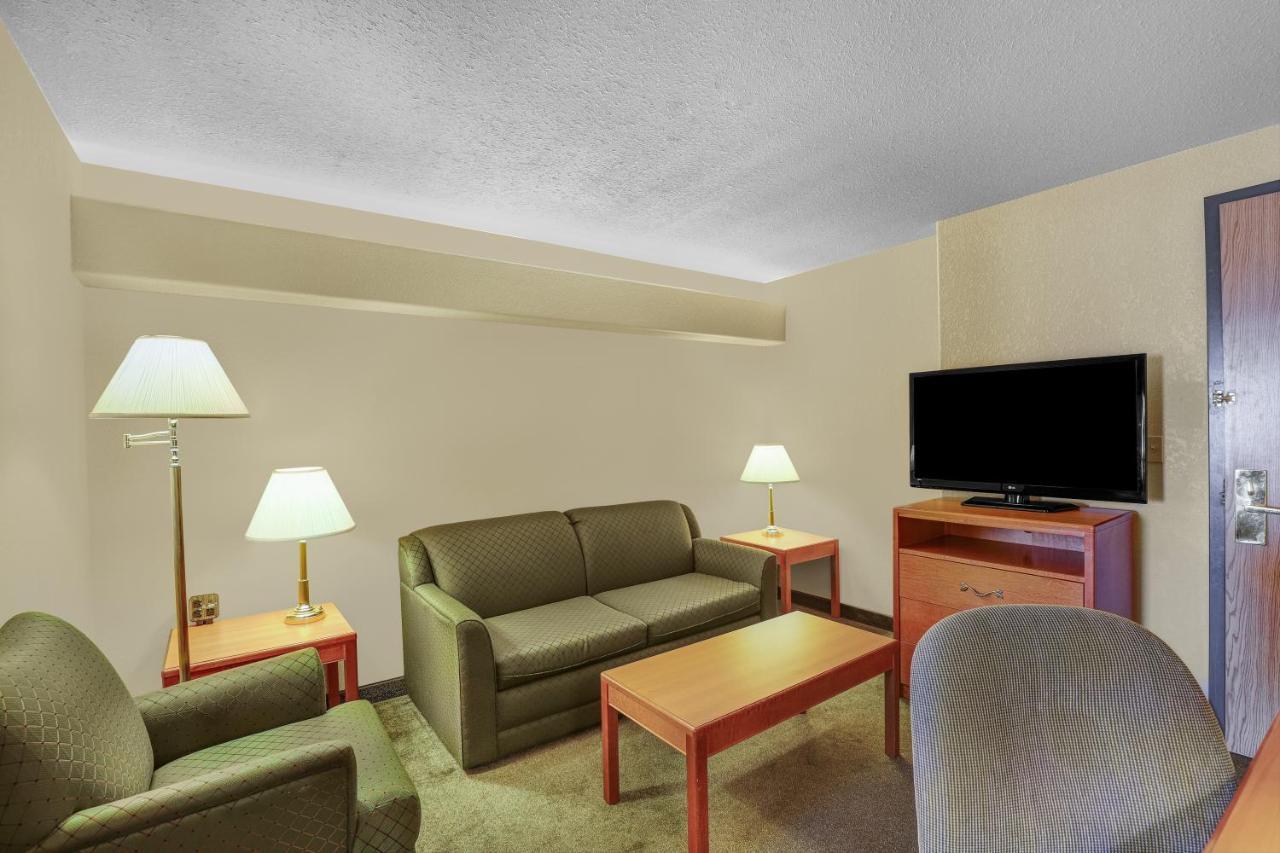 Days Inn By Wyndham Red Deer Kültér fotó